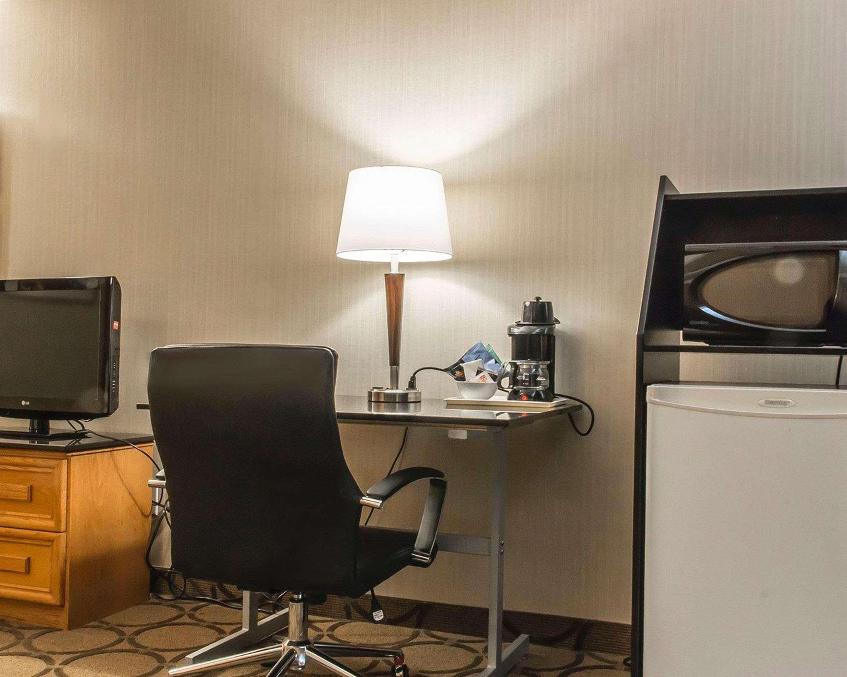 Comfort Inn Dryden Exteriér fotografie